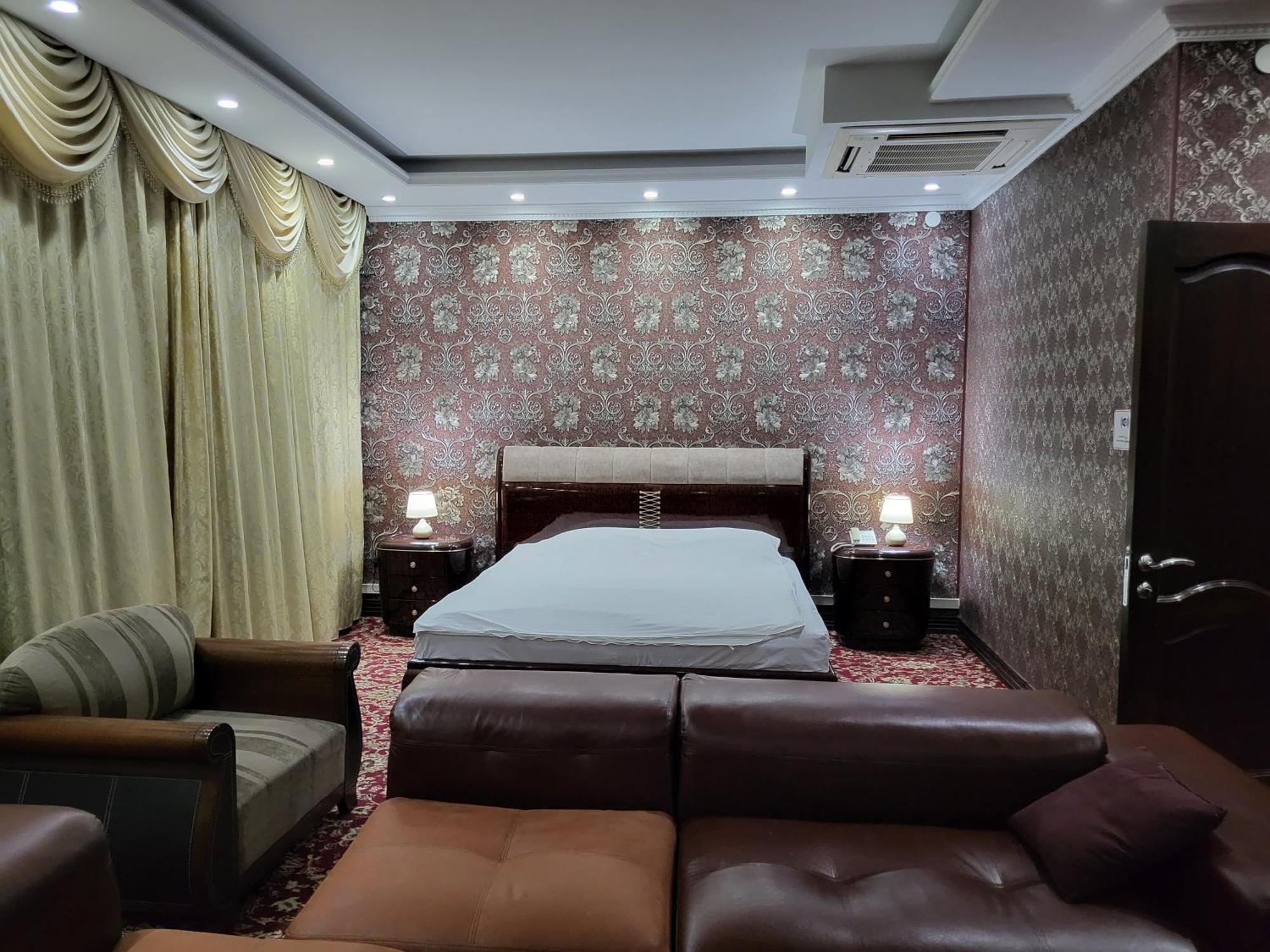 Seoul Hotel Simkent Buitenkant foto