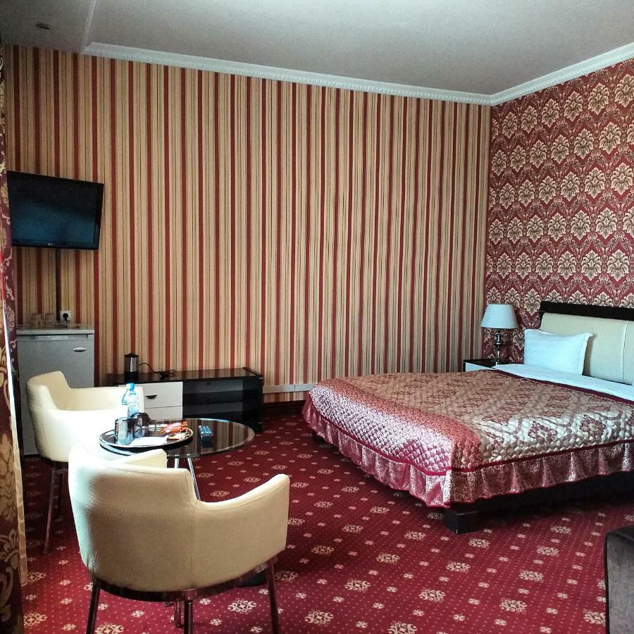 Seoul Hotel Simkent Buitenkant foto
